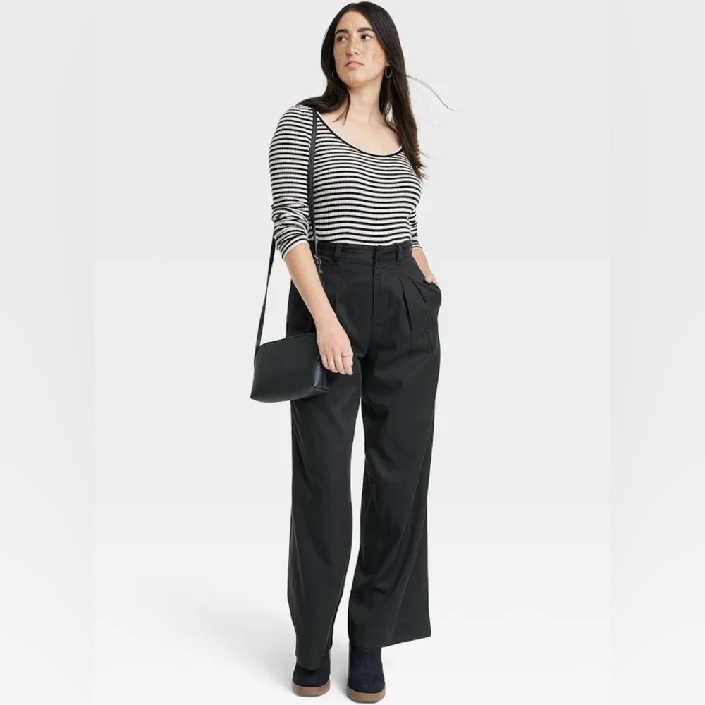 High Waisted Wide Leg Trousers - Black
